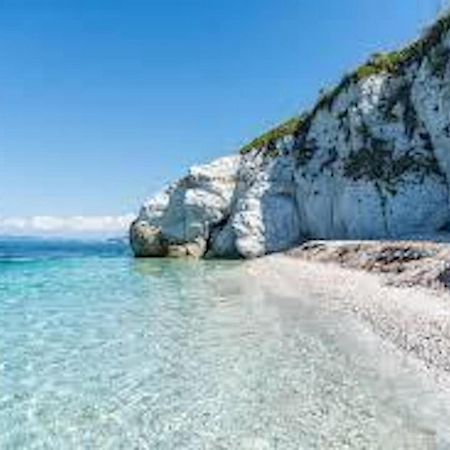 Appartamento Spiagge Bianche Портоферайо Екстериор снимка